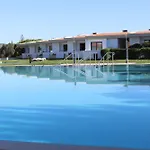 Do Golfe Θέρετρο