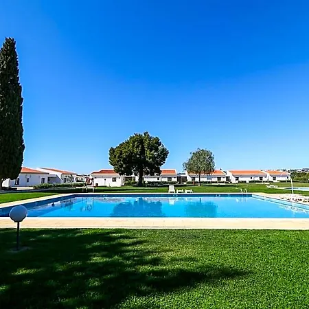 Do Golfe Θέρετρο Βιλαμούρα