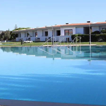 Do Golfe Θέρετρο